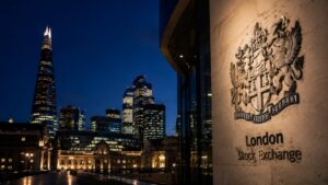 La Bolsa de Londres prepara LSE 24 una plataforma nocturna separada del mercado principal.