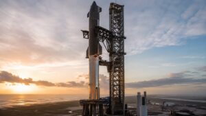 Starship en la plataforma de SpaceX antes de su decimotercer vuelo de prueba.
