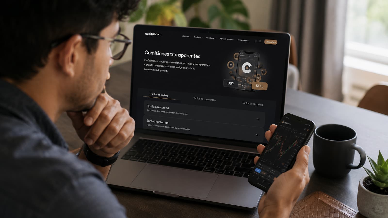 Usuario revisando costes de Capital.com antes de operar desde México
