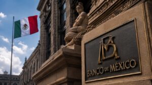 Banxico mantiene la tasa en 6.50% mientras las expectativas de inflación siguen elevadas.